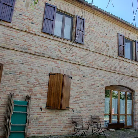 A Casa Di Lea בית נופש Mondavio