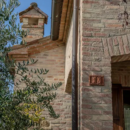 A Casa Di Lea בית נופש Mondavio